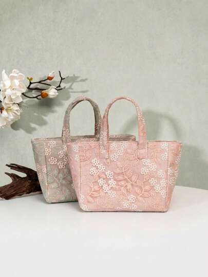 1pc Floral And Plant Embroidered Mesh Tote Bag, Stylish Beach Bag, Mesh And Linen Patchwork Women's Bag, Large-Capacity Shopping Bag/Storage Bag, Suitable For Summer Vacations, Beach Trips, And Leisure (Floral Patterns Randomly Distributed).