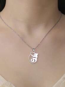 1pc Fashionable Stainless Steel Hollow Hugging Cat Pendant Necklace, Cute Animal Pattern Unisex Necklace - Simple Series - View 6