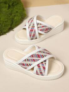 1双儿童休闲假日坡跟交叉编织时尚厚底夏季凉鞋 - 米色 - 查看 5