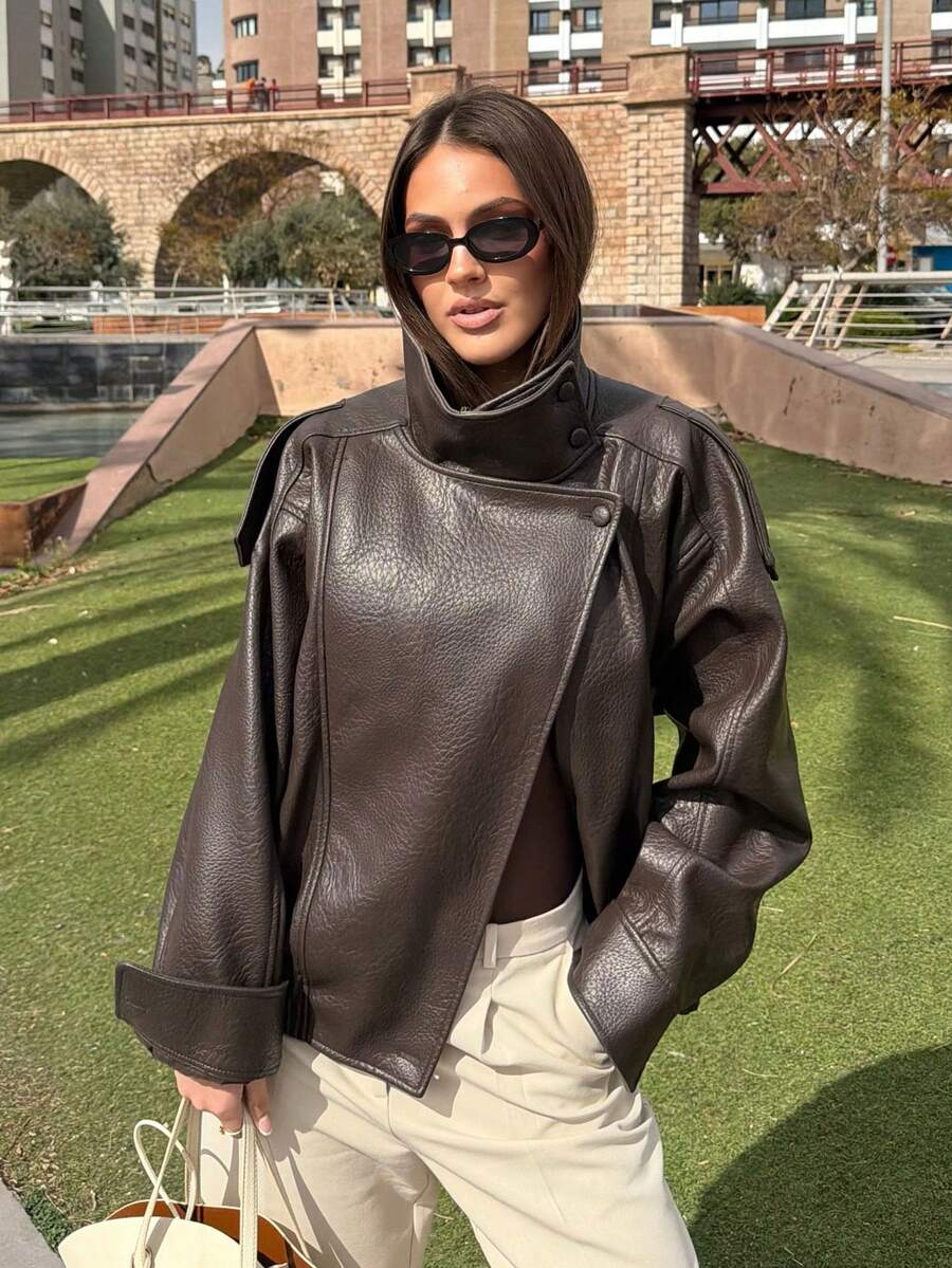 Áo khoác giả da thời trang nữ, tay dài có túi và khóa kéo, phong cách retro đường phố mới, thích hợp cho kỳ nghỉ.