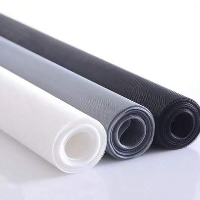 用途广泛，可裁剪成所需尺寸，透气耐用的窗纱网。加厚网眼，透气不闷热，防蚊虫、防尘、防刮擦。可每日水洗，不变形、不起球，长期使用仍能保持挺括。