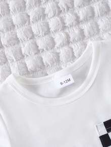 2pcs Baby Boy Casual Pocket Tee And Black & White Plaid Shorts Set, Spring/Summer - White - View 4
