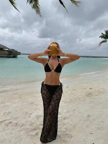 Bộ bikini gợi cảm kèm váy quấn, trang trí ngọc trai, kiểu dáng mới của khu nghỉ dưỡng Maple Leaf Beach Resort, thích hợp cho kỳ nghỉ. - màu đen - Xem 1
