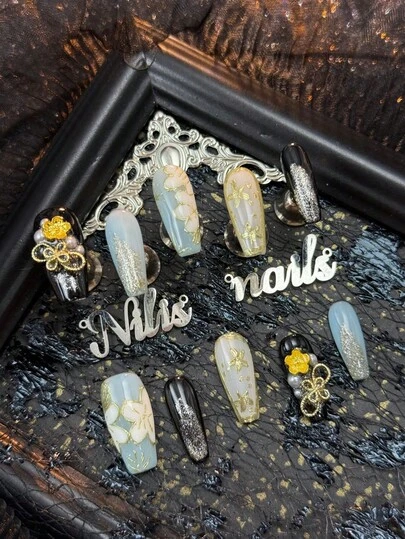 10 miếng dán móng tay thủ công phù hợp cho nữ, phủ kín toàn bộ móng, có thể tái sử dụng, độ bám dính trung bình, màu xanh sâm panh, họa tiết bướm Nhật Bản, hoa tình yêu, mùa xuân, thiết kế nhuộm tie-dye, tượng trưng cho sự giàu có, phù hợp cho phụ nữ và các cô gái. Kèm theo 1 miếng mút dán và 1 dũa móng. Sản phẩm làm móng.