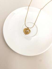 1件不锈钢防水不褪色心形女孩与马吊坠项链，适合女性日常佩戴 - 金色 - 查看 3