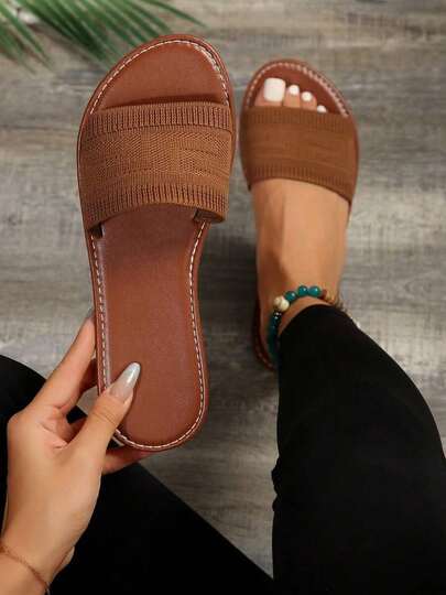 2026 New Women Fashion Slide Sandals, Beach Slippers, Plus Size, Cross-Border E-Commerce, Europe Station