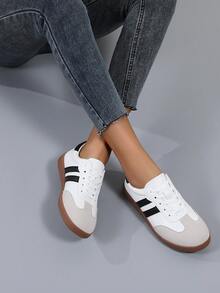 Giày thể thao nữ đế dày thoáng khí, kiểu dáng thường ngày. - Đen và trắng - Xem 5