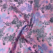 1 Stück rosa Brokat Stoff, mit exquisiten Blumenmustern und eleganter dekorativer Beschaffenheit. Geeignet zum Nähen von Tischdecken, Vorhängen, Kleidern, Bekleidung usw. sowie als Material für DIY Handwerksarbeiten. - Jacquard-Gewebe - Übersicht 3