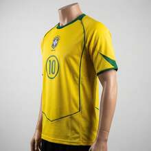 Brazil Retro Yellow Jersey 2004-05 World Cup Away - Retro Yellow (Brazil) - View 4