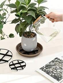 1/3/6pcs Plaid Pattern Plant Pot Tray, Round Plant Care Tray, Durable Plastic Plant Pot Pad, Pot Support, Breathable Round Drainage Rack, Breathable Anti-Rot Plant Pot Tray With Drainage Holes, Suitable For Indoor & Outdoor Potted Plants Nursery Rack, Indoor Gardening Essential Tray, Requires Assembly - Multicolor - View 4
