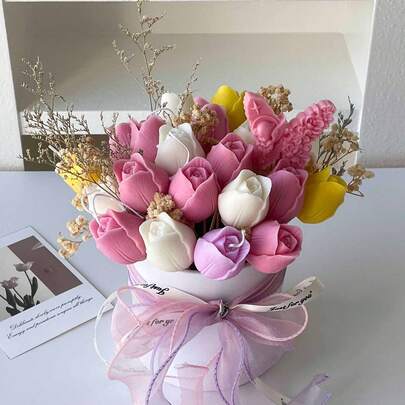 4件套郁金香造型硅胶蜡烛模具，DIY郁金香蜡烛、石膏香薰石家居装饰模具，可重复使用，耐热，易脱模，适用于制作郁金香花束/蜡烛/树脂/石膏工艺品，是生日/节日礼物或DIY家居装饰的理想之选。