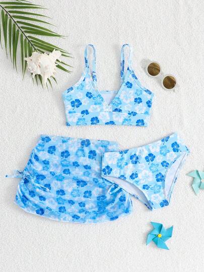 Bộ bikini in hoa mùa hè dành cho bé gái, kèm áo khoác ngoài có dây rút và váy xếp ly, gồm 3 món.