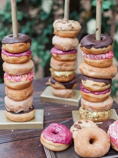 2 Stück Holz Donut Präsentationsständer, abnehmbar, geeignet für Geburtstagsfeiern, Hochzeiten, Atmosphärendekoration, Feiertags-Tischdekoration, Bridal-Shower Geschenk, Heimdekoration