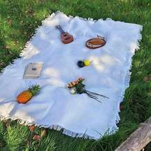 Portable Thickened Picnic Blanket, White Camping Blanket, Beach Towel, Sofa Cover, Outdoor Garden Tent Mat, Waterproof & Warm, Suitable For Home Decor, Photo Shooting, Tear-Resistant, Leisure Mat, Tablecloth, Wall Hanging - White - 查看 9