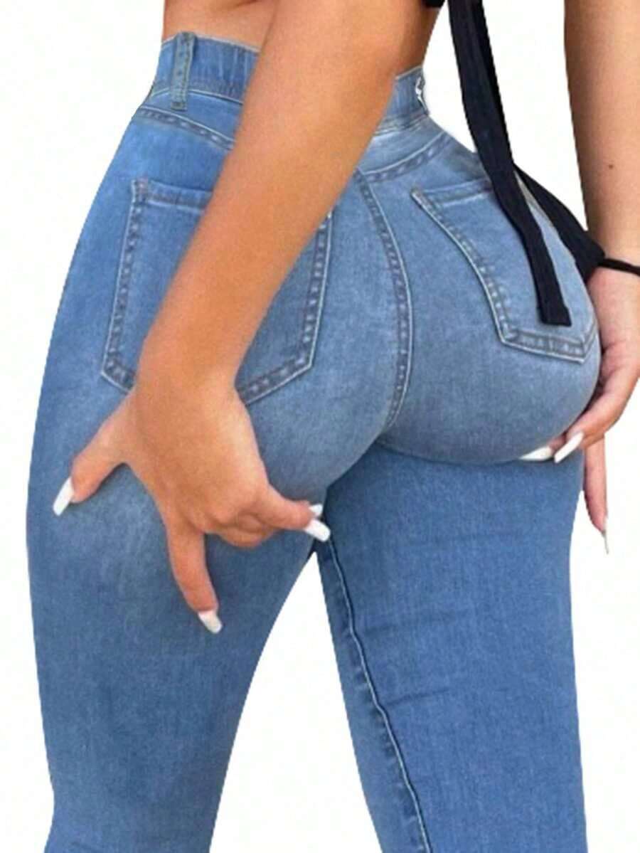 This Brand New Blue Y2K High-Waisted Slimming Stretch Denim Jeans Feature An Elegant And Fashionable Design, Versatile And Practical, Suitable For Casual, Street, And Retro Styles.It Is Suitable For All Seasons And Is Also An Ideal Choice For New Year And Valentine's Day. - 中藍色 - 查看 1