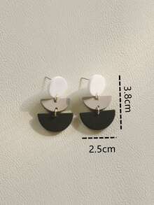 一对波西米亚风黑色半圆形亚克力吊坠耳环，音乐节派对礼物（女士款） - 黑色 - 查看 4