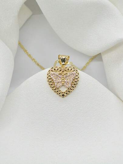 1 chiếc dây chuyền mặt dây chuyền hình trái tim và bướm sang trọng, thanh lịch, thiết kế rỗng đính đá zirconia tổng hợp, phù hợp cho phụ nữ đeo hàng ngày, dự tiệc, họp mặt hoặc các dịp đặc biệt, trang sức tinh tế, thời trang và duyên dáng, quà tặng ngày Valentine, quà kỷ niệm ngày cưới, món quà tốt nhất dành cho bạn gái, vợ, mẹ.