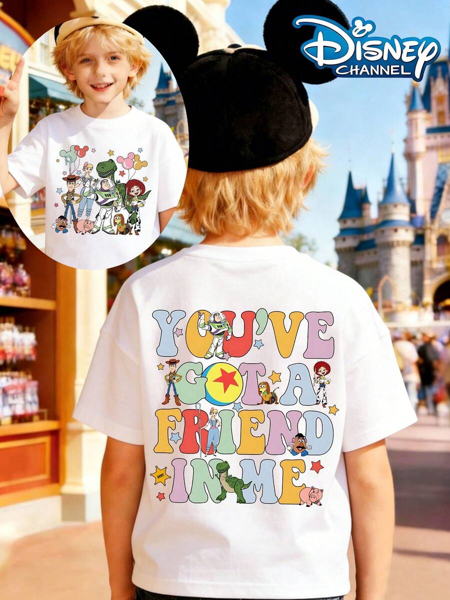 Disney Toy Story Family Photo T-Shirt Featuring Classic Characters Such As Buzz Lightyear And Woody, Lively And Playful Print Pattern Summer Tops,Short-Sleeved Casual And Cute Style  Children's Clothing Design, Boy Clothes For Kids ,Ropa Para Niños,Boy Clothes For Kids,Graphic Tee, Summer Clothes,Perfect For Cool Boy. Comfortable And Breathable Children's Short-Sleeved T-Shirt. Comfortable And Casual Wear All Year Round 180g Pure Cotton Children's Clothes,Comfortable & Lightweight, Iconic Print For Mix-And-Match Outfits,Suitable For Both Boys And Girls. - White - View 1