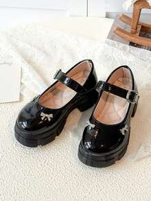Giày Mary Jane đế dày kiểu mới bằng da cho bé gái, gót chunky, đính đá hình bướm, kiểu dáng dịu dàng và ngọt ngào, phong cách retro, thích hợp cho mùa hè. - màu đen - Xem 4