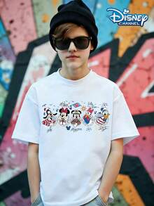 Disney Sailing Style T-Shirt, Featuring Classic Characters Such As Mickey Mouse, Donald Duck, And Minnie Mouse Transformed Into Sailors, Paired With Rudder And Signature Elements, Retro And Refreshing Print Pattern Summer Tops,Short-Sleeved Casual And Cute Style  Children's Clothing Design, Boy Clothes For Kids ,Ropa Para Niños,Boy Clothes For Kids,Graphic Tee, Summer Clothes,Perfect For Cool Boy. Comfortable And Breathable Children's Short-Sleeved T-Shirt. Comfortable And Casual Wear All Year Round 180g Pure Cotton Children's Clothes,Comfortable & Lightweight, Iconic Print For Mix-And-Match Outfits,Suitable For Both Boys And Girls. - White - View 2