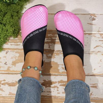 Giày thể thao ngoài trời dành cho nữ, phối hai tông màu, thích hợp cho bãi biển, lướt sóng và bơi lội.