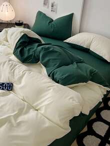 Màu xanh lá cây đậm