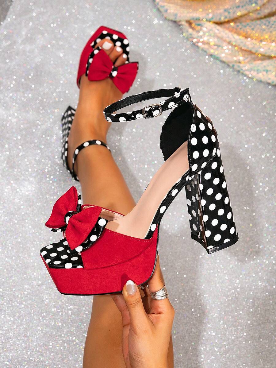 12cm Sandali con tacco alto e platform spesso, nuovi sandali estivi 2026 sexy con fiocco e punta quadrata, tacchi alti rossi da donna, moda versatile per abiti, feste, matrimoni - Rosso - Visualizzare 1
