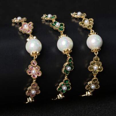 1条可调节女士时尚手链，五瓣花造型，镶嵌锆石和珍珠，优雅大方，适合日常佩戴、节日、约会和送礼。