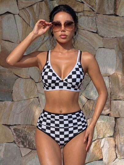 Casual Checkered Two-Tone Swimwear Set With Tie Back, Vacation