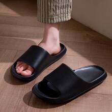 Sandalias deslizantes versátiles de unicolor simple, adecuadas para uso en interiores, baño, uso casual al aire libre, ligeras y cómodas - Negro - Ver 2
