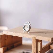Mini Alarm Clock Toy, Retro Vintage Small Alarm Clock Model, Decorative Accessory For Teenagers To Beautify Desktops, Suitable For Room Decor And Photography Props - White - View 3