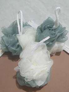 二合一去角质浴巾套装，可轻柔或粗暴去角质，有效清洁身体，优质网状材质，便捷系带设计，包含浴球和浴巾，令肌肤光滑，适合日常使用。 - B - 查看 3