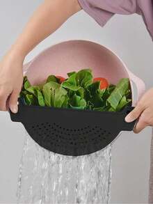 1pc Plastic Clip-On Crescent Shaped Food Strainer Funnel, Heat Resistant, Suitable For Pasta, Vegetables, Fruits And Other Kitchen Items, Fits All Pots And Pans Sink Funnel - Black - View 3