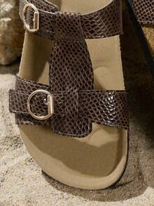 Women's Spring/Summer New Coffee Brown Snake Skin Buckle Strap Slippers, Luxury Fashion Versatile, Casual Outdoor Beach Resort Retro Bohemian Style, Recommended By Internet Celebrities, Fairy-Like French Minimalist Flat Sandals - Coffee Brown - View 6
