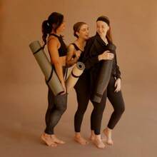 Tapete de Yoga Pro Mat 5 mm - 183 x 68 cm - Antideslizante en PU y caucho de alta densidad - Soporte y amortiguación para yoga pilates y entrenamiento en casa - Beis - Ver 5