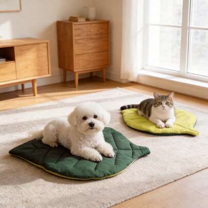 BJAYPET Leaf Shaped Pet Pad, Soft Quilted Pet Bed Mat, Machine Washable, Easy To Clean, Suitable For All Seasons, Reversible Two-Sided Thick Cat/Dog Bed Mat, Small/Medium Pets