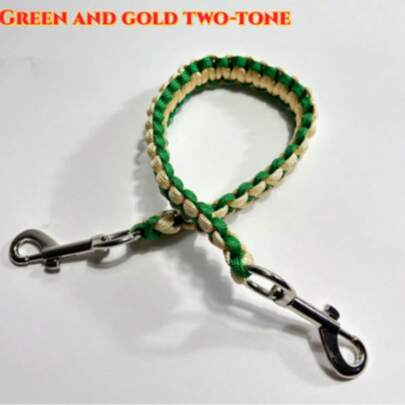 1条尼龙安全扣带/固定带，适用于英式马鞍。确保骑乘安全，增强鞍带稳定性。适用于马术运动、骑马、户外活动、马术比赛和骑乘训练。