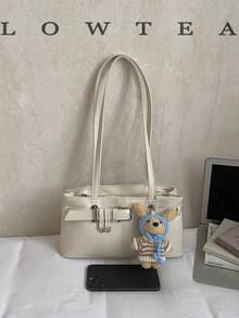 low tea 1个低茶色纯色PU皮革单肩包，女士复古时尚方形手提包，顶部双提手，拉链封口，适合旅行、购物、约会、女士礼物，非常适合通勤、户外活动、旅行、徒步旅行（附赠吊坠） - 米色 - 查看 5