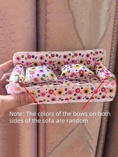 1 Set Of 3pcs 1:12 Scale Miniature Dollhouse Sofa (1 Sofa, 2 Cushions), Floral Pattern - Handmade DIY Decor Set, Soft Fabric Sofa Suitable For Doll Furniture, Miniature Scene Photography Props, Teenage Doll House Decor Doll, Perfect For Easter, Christmas, Valentine's Day Gifts (Floral Pattern Distribution On Sofa Is Random)