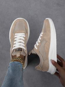 Màu Khaki