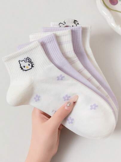 SANRIO 5双三丽鸥卡通人物短袜，时尚薄款踝袜，四季皆宜，柔软透气，适合学生，百搭配饰（颜色随机）
