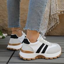 1双圆头系带运动鞋，女士百搭系带平底白色鞋，低帮运动休闲鞋 - 白色 - 查看 4