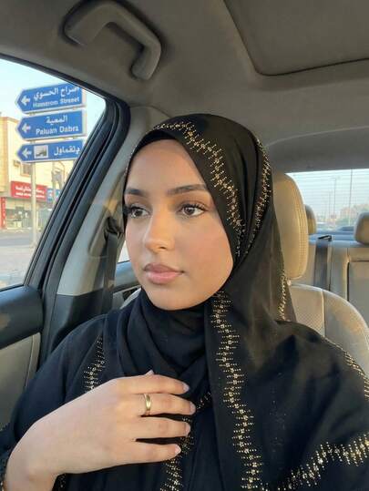 1条女士纯色雪纺柔软头巾，阿拉伯休闲长款头巾，保守纯色头巾，适合日常使用