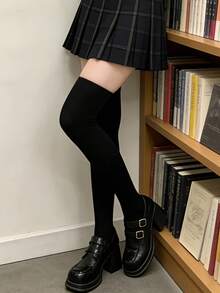 1 Đôi - Vớ cao đến đùi kiểu Lolita/JK dành cho nữ, màu đen trắng, chất liệu nhung mềm mại và giúp thon gọn vóc dáng. - Nhiều màu - Xem 7