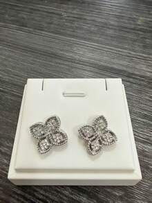 1对经典欧美风格四叶花耳钉 - 彩色 - 查看 5