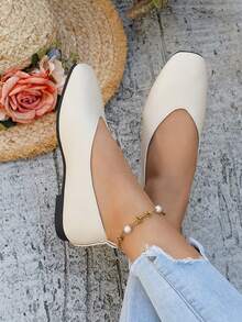 Mocasines planos para mujer, zapatos casuales de estilo retro con slip-on, necesidades versátiles para ir y venir, disponibles en varios colores, para primavera/otoño - Beis - Ver 3