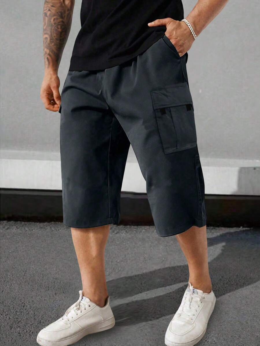 男士多口袋工装短裤，宽松版型，适合夏季海滩度假、休闲通勤、户外活动、健身、跑步等场合，百搭七分裤，打造夏季街头风造型。 - 深灰色 - 查看 1