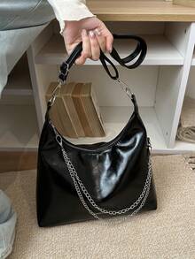 Túi đeo chéo dưới cánh tay bằng da sáp dầu thời trang, mẫu mới về, túi đeo vai nhỏ gọn tối giản cá tính, túi đeo chéo công sở sành điệu có dây xích. - màu đen - Xem 3