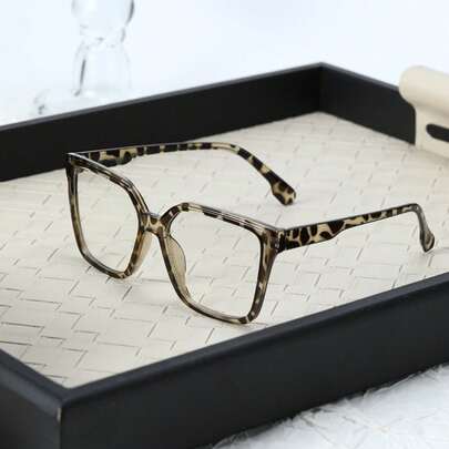 2026 Large Frame Lightweight Women's Glasses, Natural Style, Face-Flattering, Small Frame Glasses