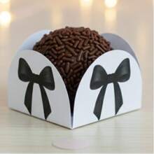 50 Forminhas 4 Petalas Tema  Laço Preto - Kit com Forminhas para doces festa de aniversário infantil - Visão 2